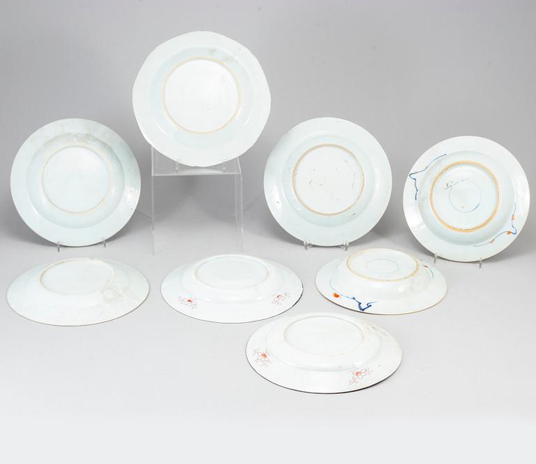 A set of 18 odd plates, Qing dynasty, 18th Century.