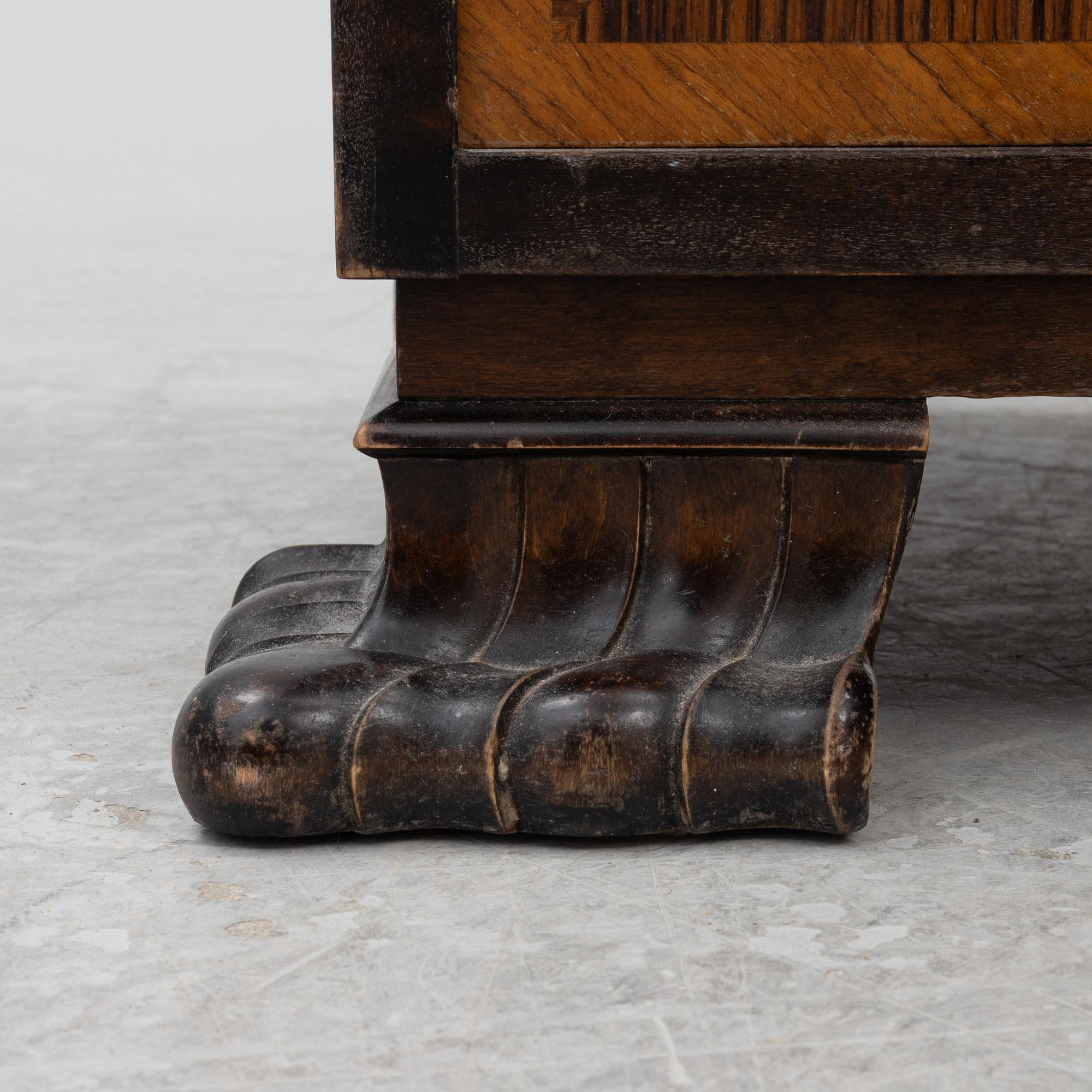 Skåp, Sverige, 1930-tal.