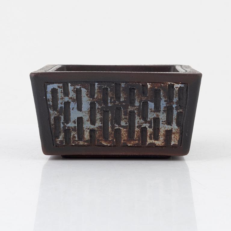 Wilhelm Kåge,  a 'Farsta' stoneware bowl, Gustavsbergs Studio, 1955.