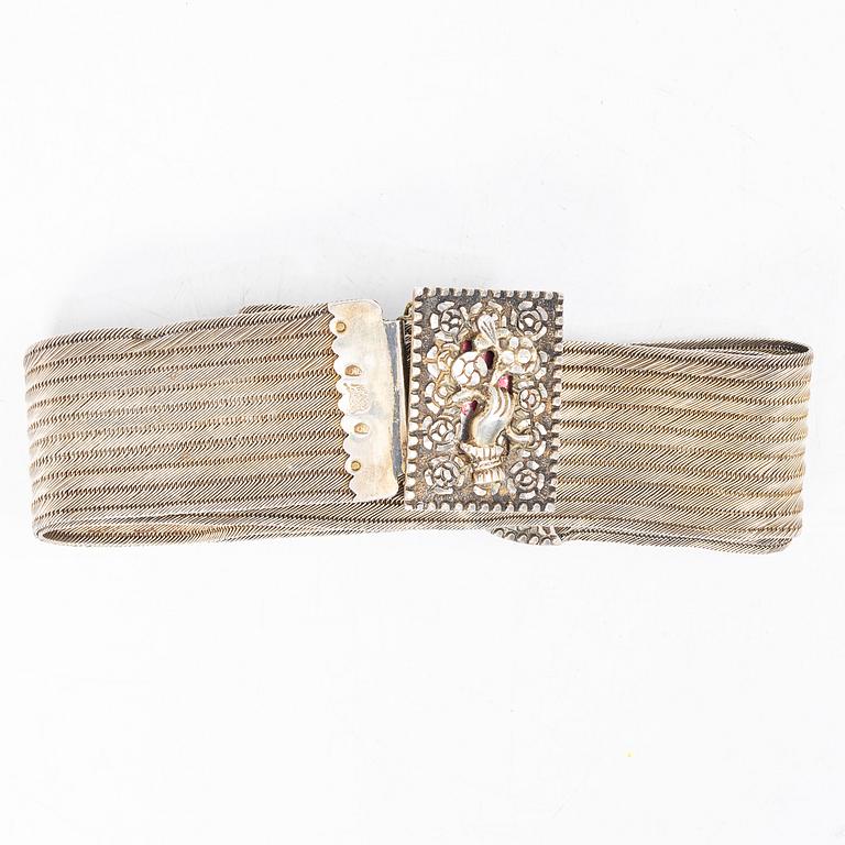An Ottoman Empire silver belt, Turkey, circa 1880. Total weight approx. 418 g.