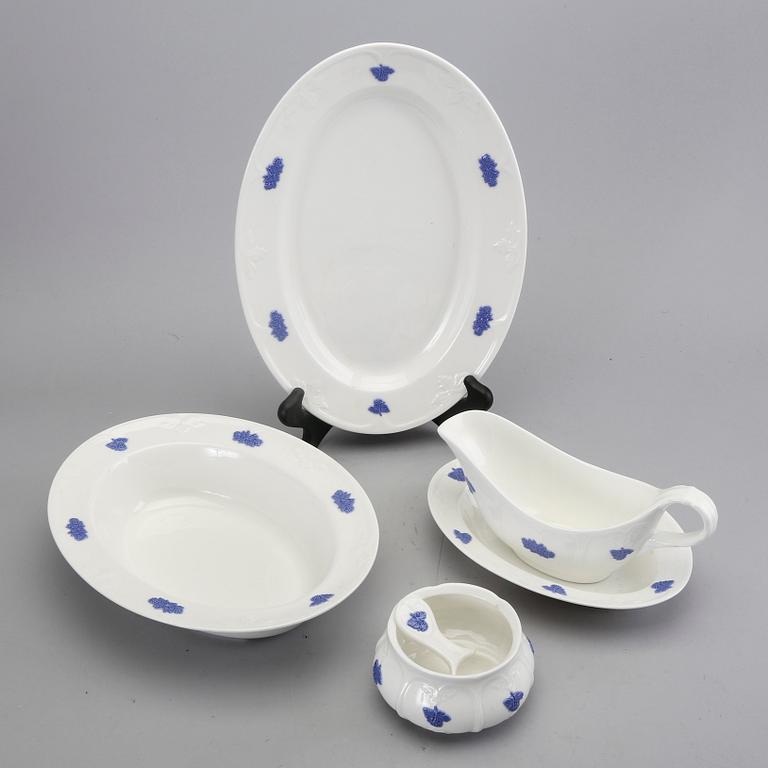 Servis 44 dlr "Blå Blom" Gustavsberg 1900-talets andra hälft porslin.