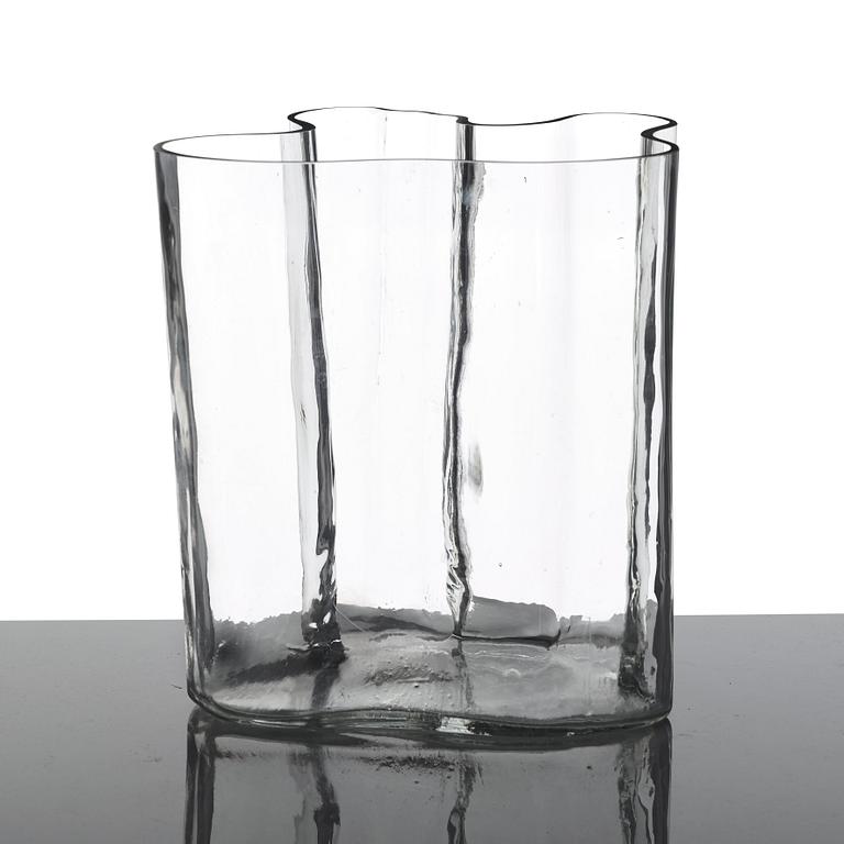 Alvar Aalto, a "model 3031" glass vase, Iittala, Finland probably 1950-60's.
