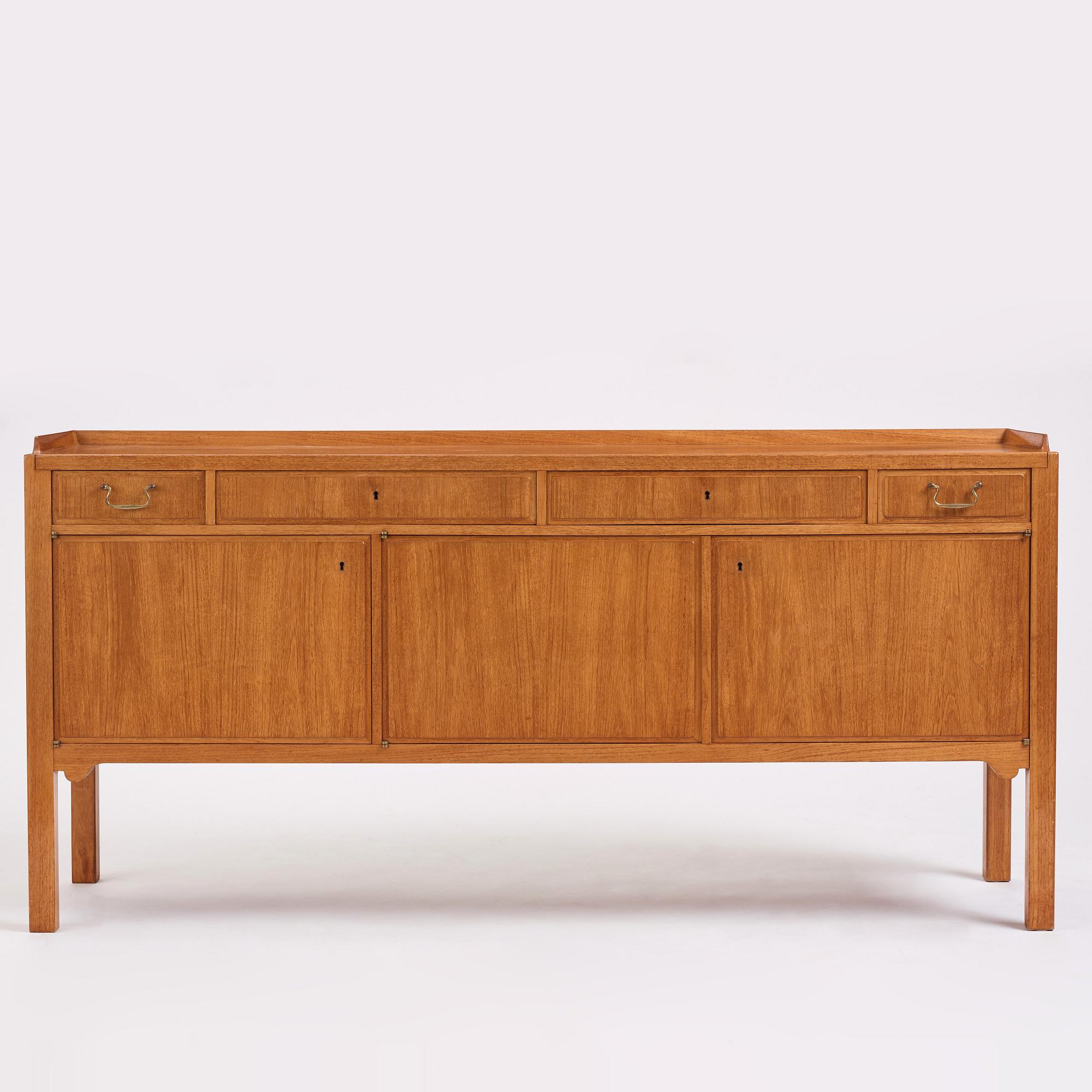 Axel Bäck, a Swedish Modern mahogany veneered sideboard, Eksjö Möbelfabrik, Sweden 1950, signed.
