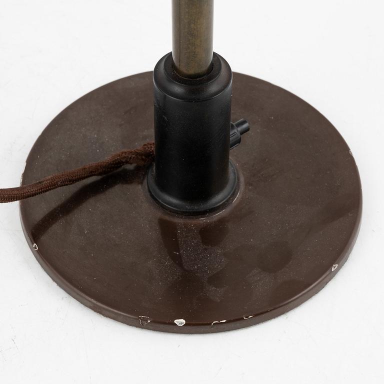 Poul Henningsen, a 3½ - 2½ table light, Louis Poulsen, Denmark, 1940's/50's.