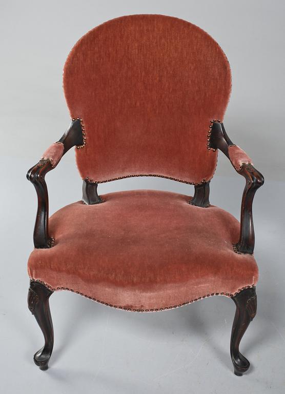 KARMSTOLAR, ett par, 1900-tal.