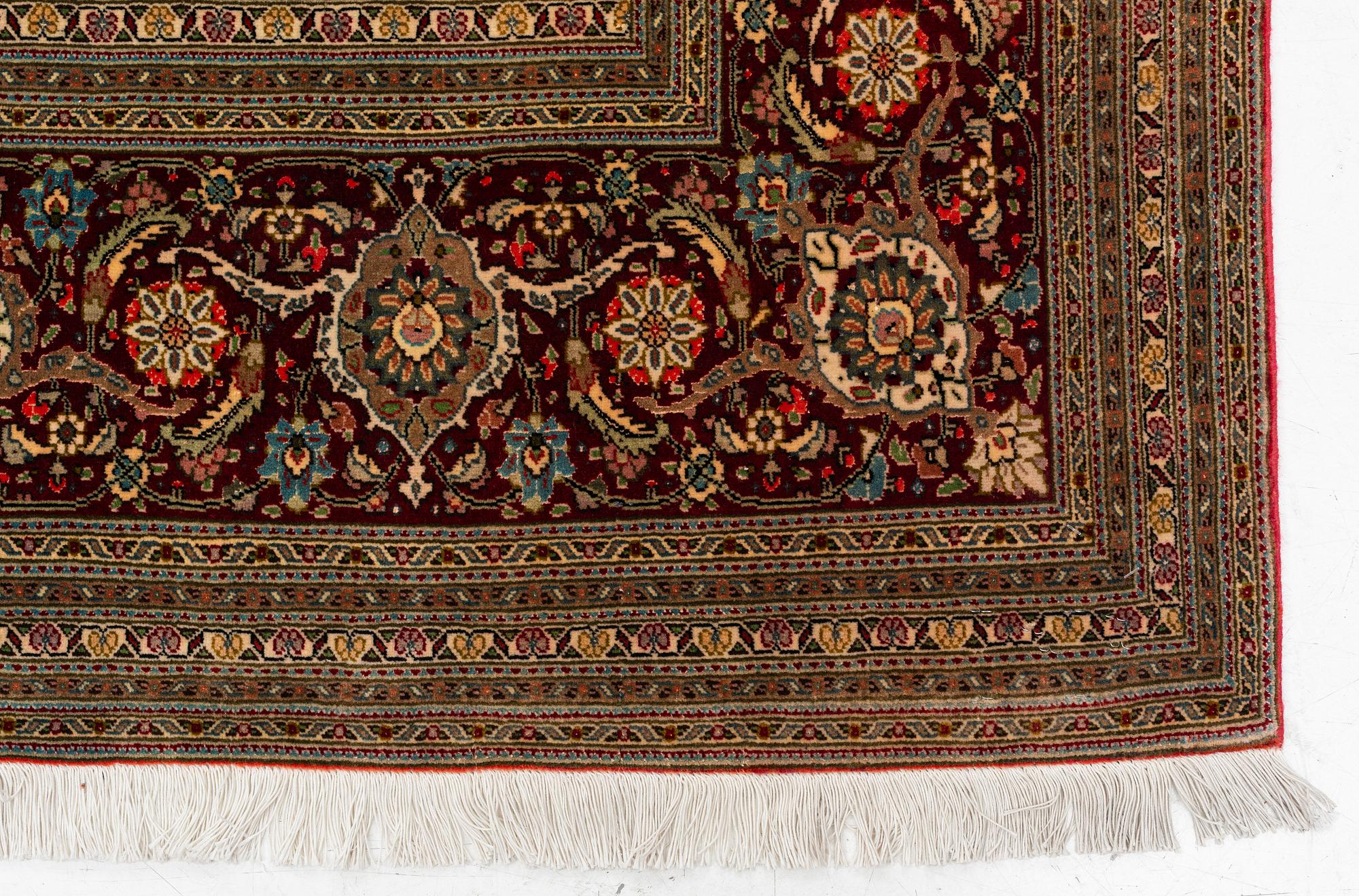 Carpet, Tabriz, approx. 352 x 252 cm.