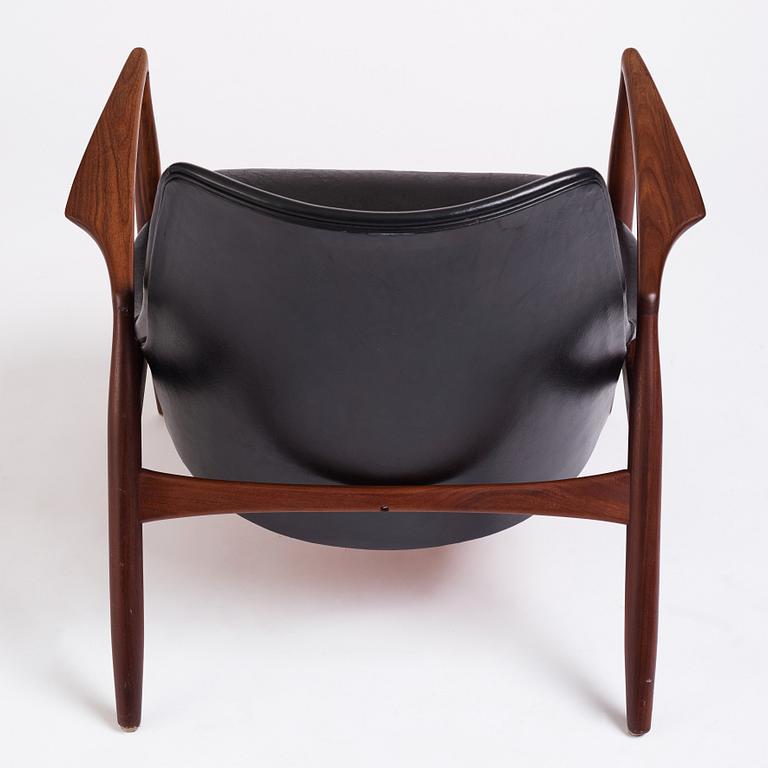 Ib Kofod Larsen, a 'Sälen' (Seal) armchair, Olof Perssons Fåtöljindustri (OPE), Jönköping, Sweden 1950-60s.