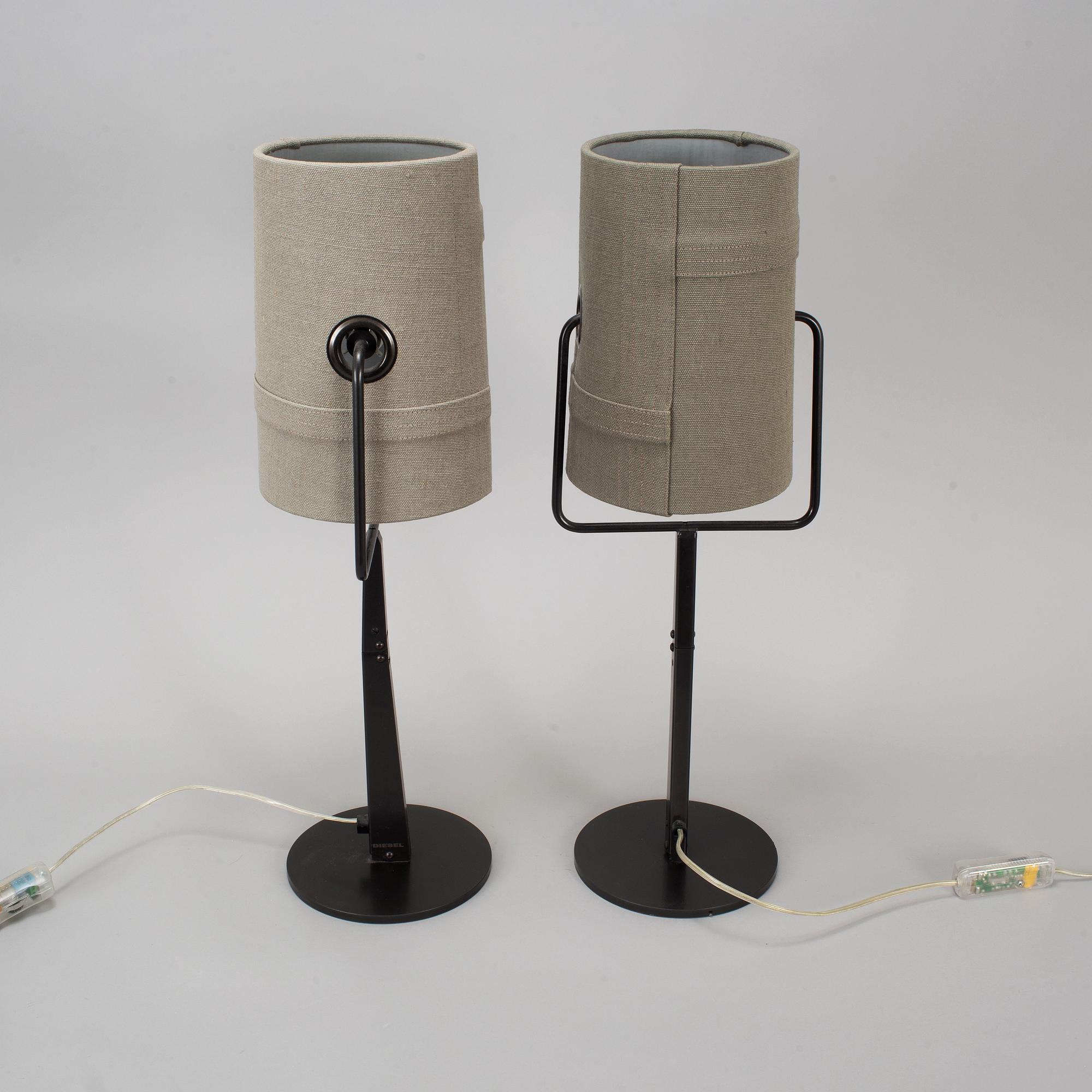 a pair of table lamps, Foscarini, model Fork tavolo.