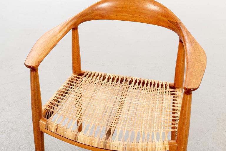HANS J WEGNER, Karmstol, "The Chair" för Johannes Hansen, Danmark, 1950-tal.