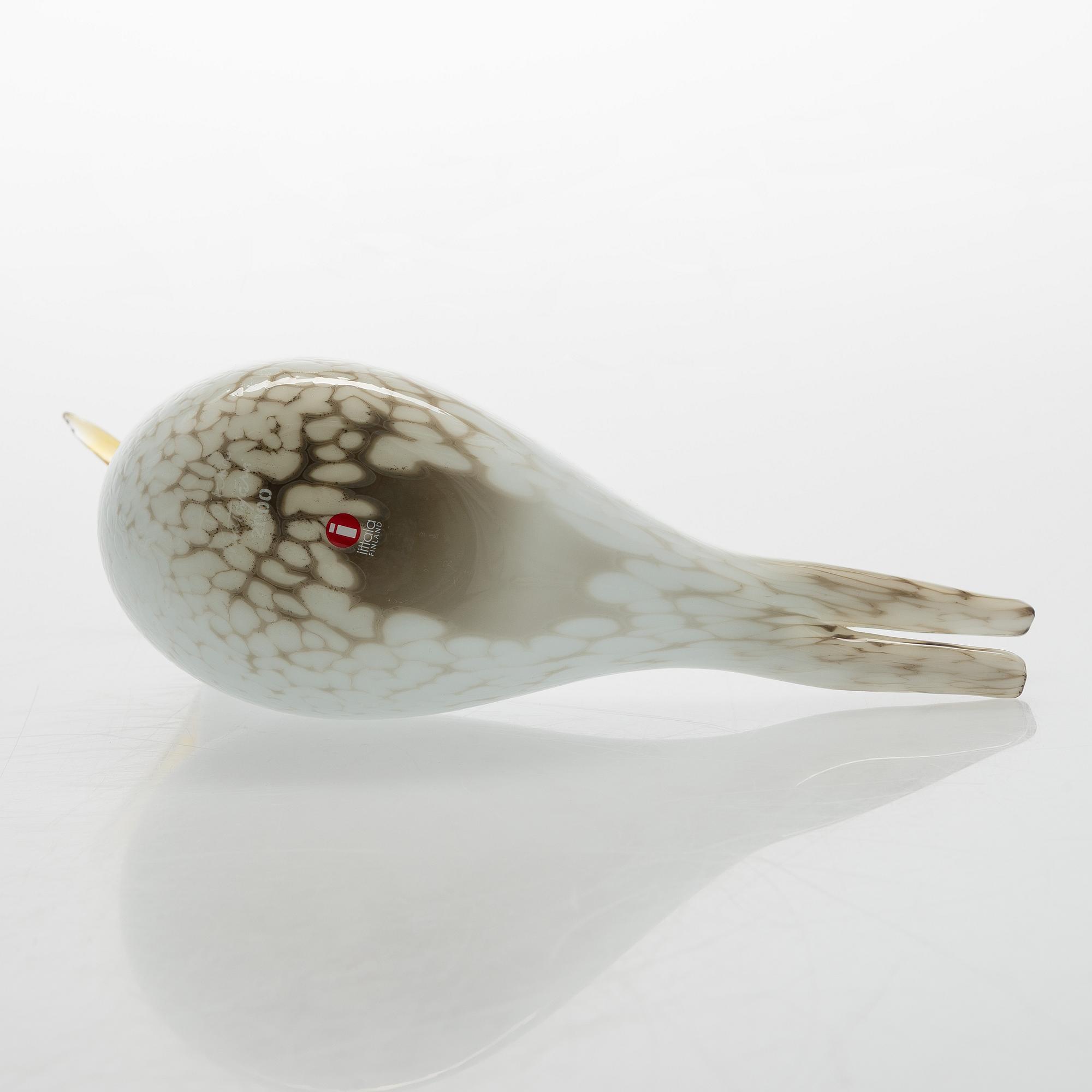 Oiva Toikka, an annual glass bird, 'Arctic tern', signed O. Toikka Nuutajärvi 2000.