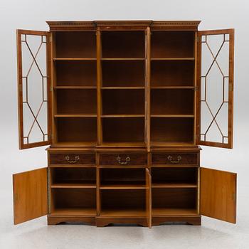 A vitrine cabinet, second part of the 20th century.