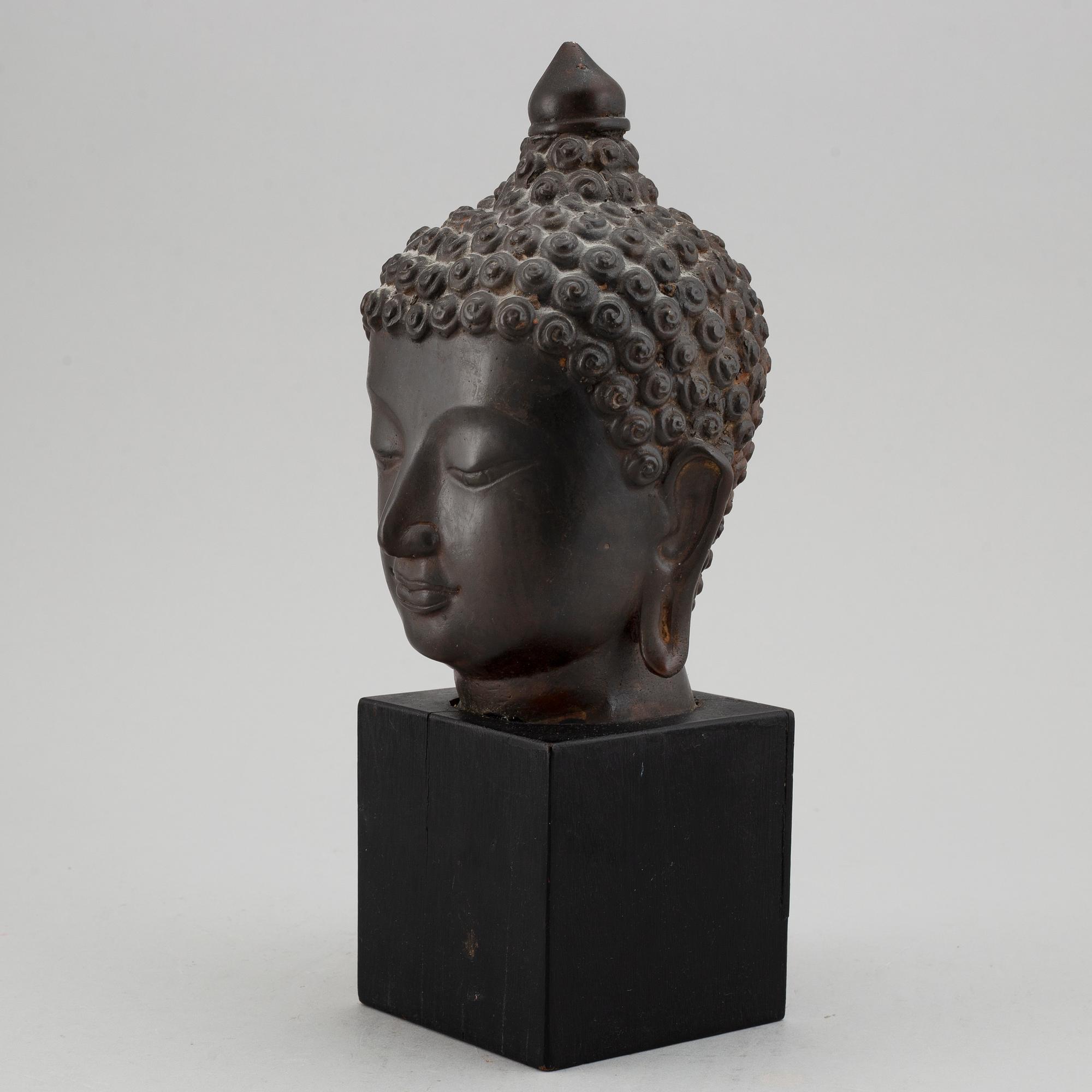 A bronze sculpture of buddha, Thailand, 20th Century.