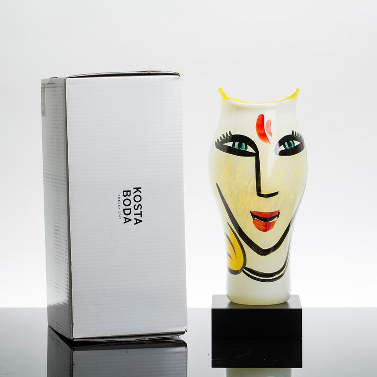 ULRICA HYDMAN-VALLIEN,