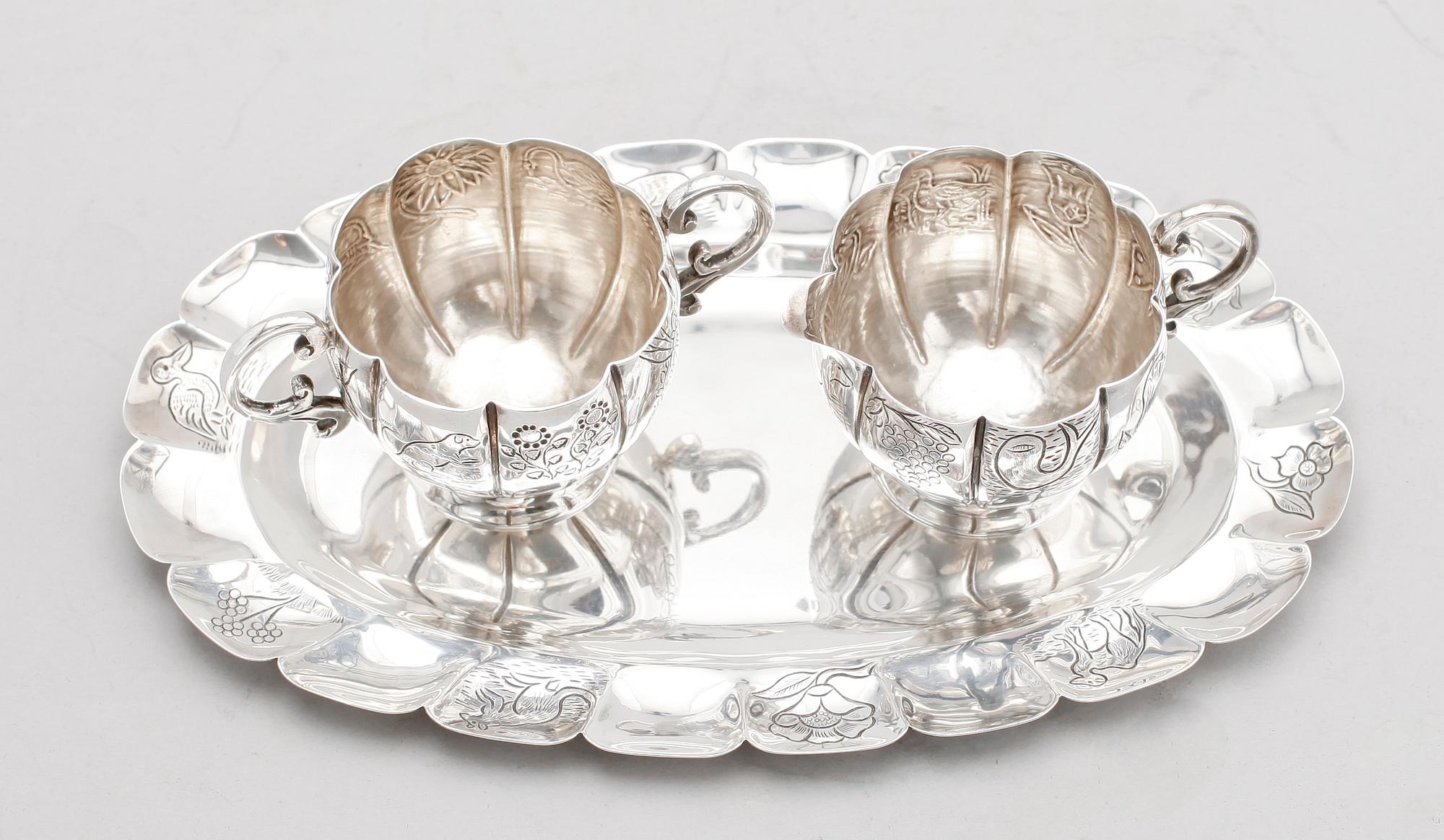 SERVIS, 3 del, sterlingsilver, rokokostil. Tot vikt 343 g.