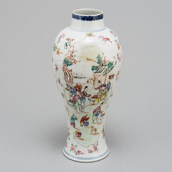 VAS, kompaniporslin. Qingdynastin, Qianlong (1736-95).