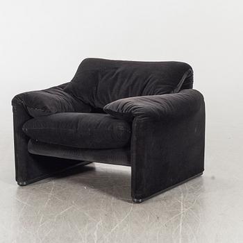 A late 20th century "Maralunga" VICO MAGISTRETTI lounge chair for Cassina.
