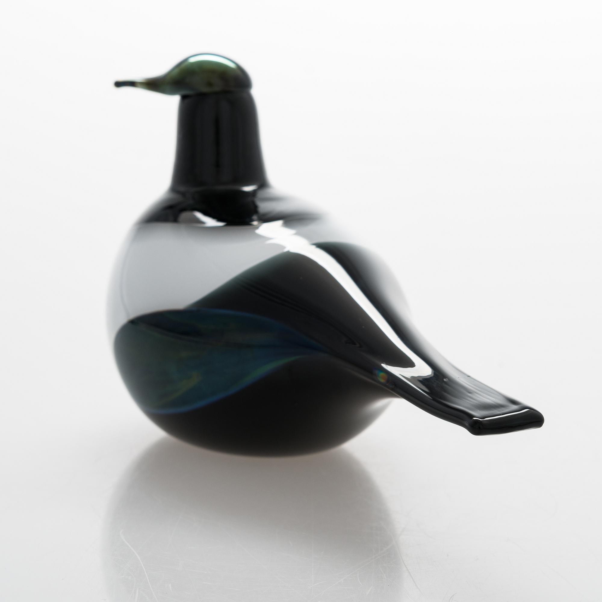 Oiva Toikka, , a glass bird signed O. Toikka Nuutajärvi.