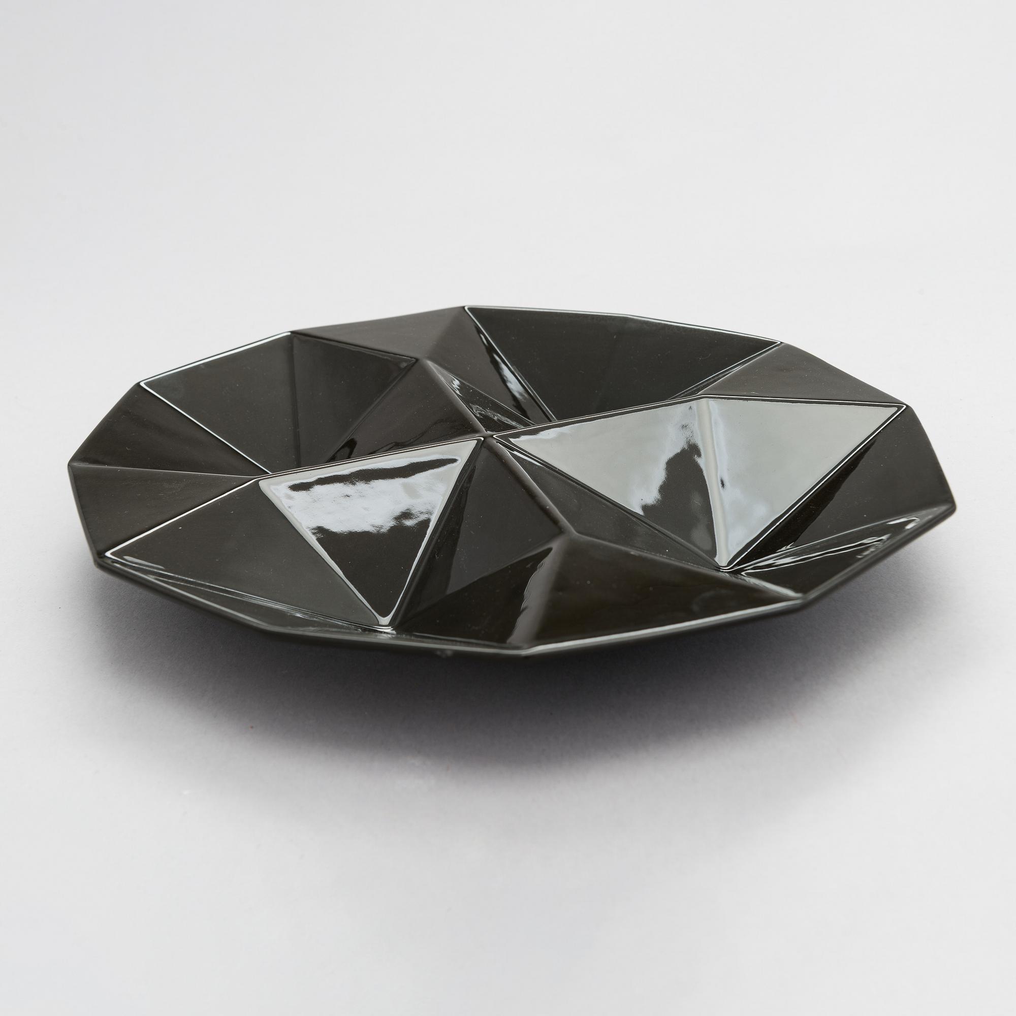 Kaj Franck, a 1960's 'KF-2' dish for Arabia.