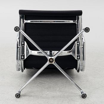 Charles & Ray Eames, stol, modell "EA 108", Vitra, 2006.