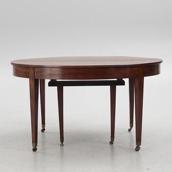 A 19th Century English Dining Table.