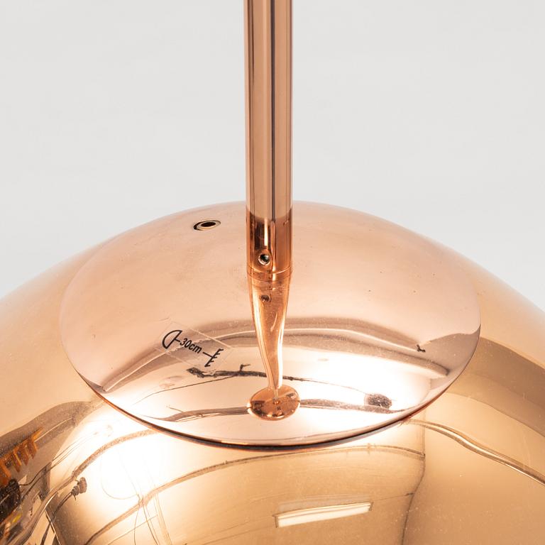 Tom Dixon, a 'Mini Melt pendant' ceiling lamp, designed in 2014.