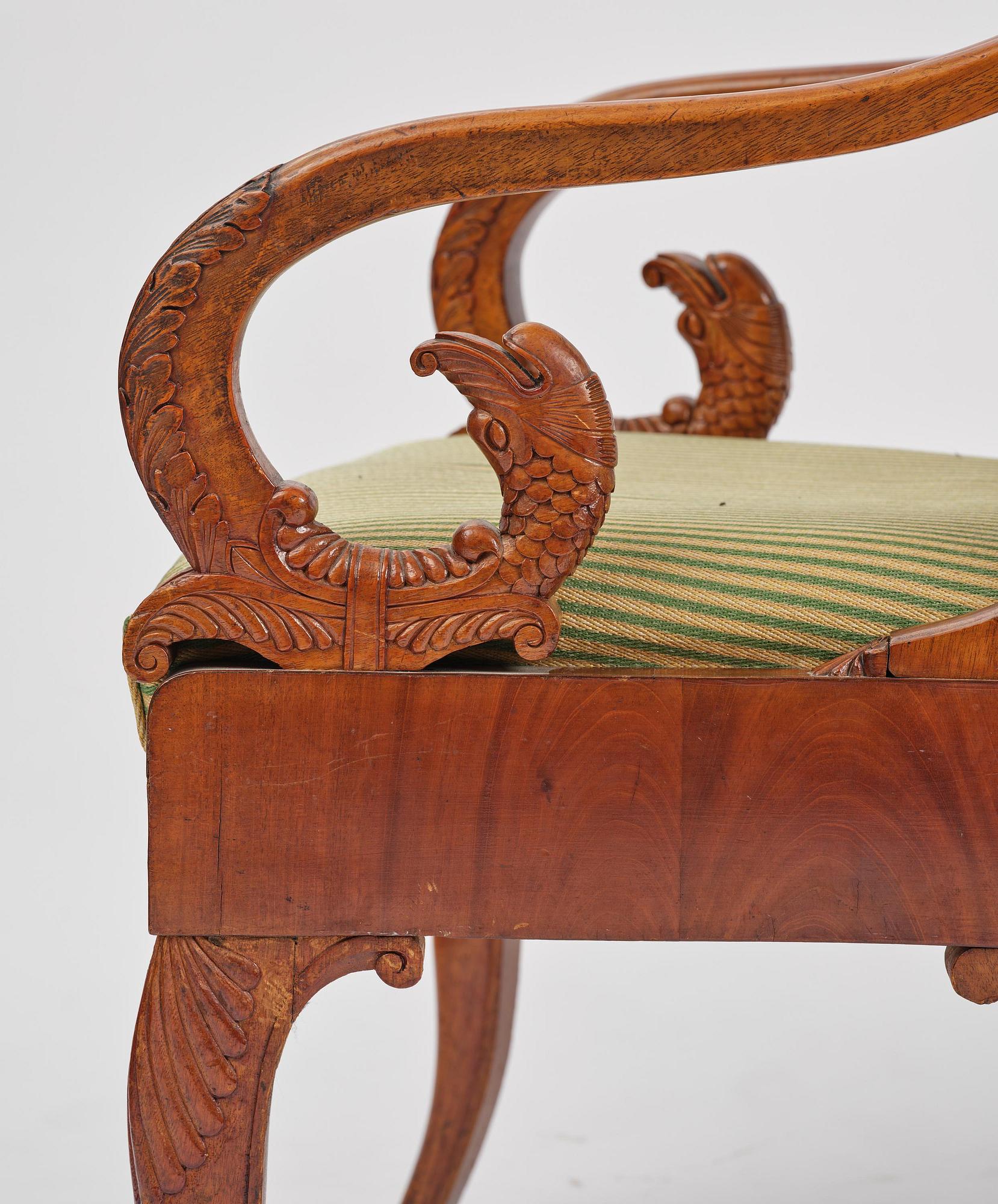 Karmstolar, Baltikum / Ryssland, 1800-talets första hälft, Empire.