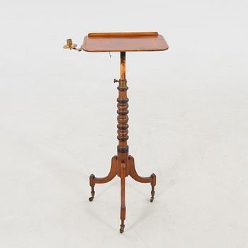 Läsbord England omkring 1900.