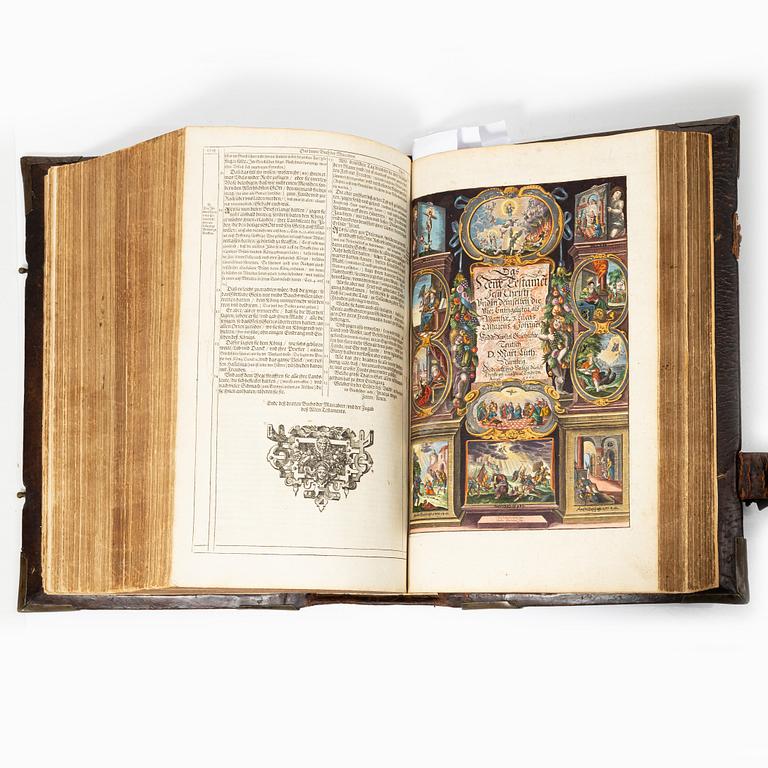 Biblia, Nürnberg 1662, med vackert bemålade gravyrer.