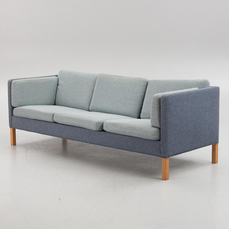 Børge Mogensen, a model 2443-39 sofa, Fredericia Stolefabrik, Denmarl, 1980's.