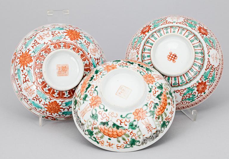 SKÅLAR, 3 st, porslin, Kina, omkring år 1900.