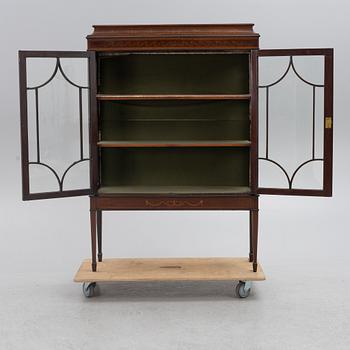 Display cabinet, England, early 20th century.
