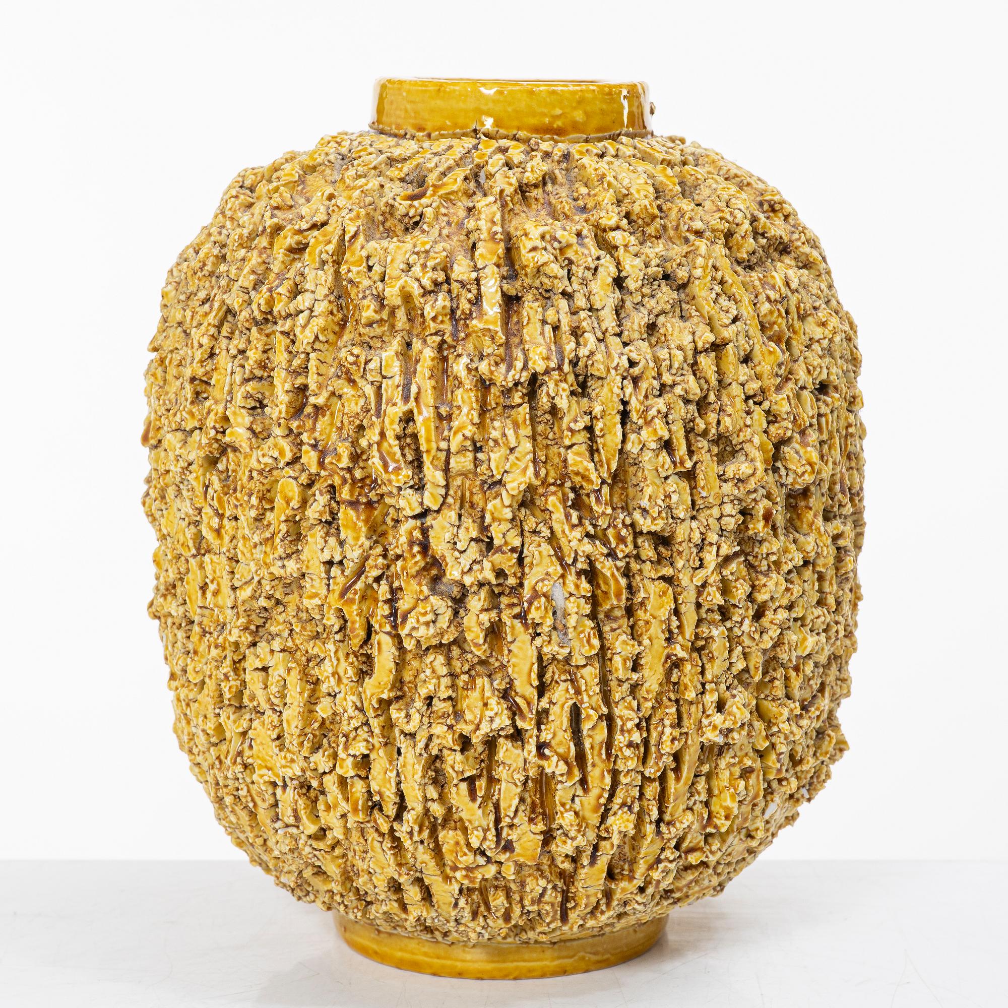 Gunnar Nylund, a stoneware vase, Rörstrand.
