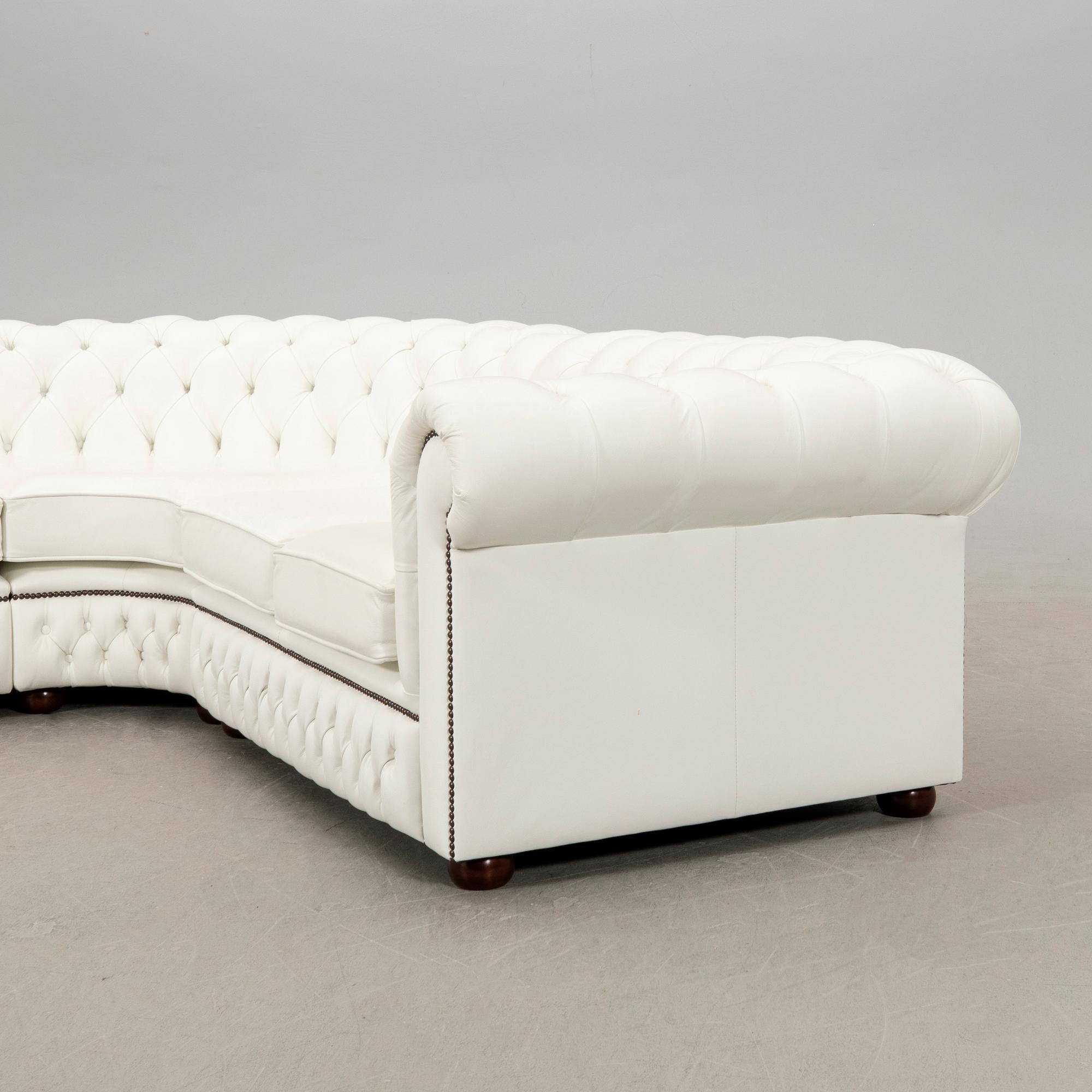 Hörnsoffa, England modern tillverkning.