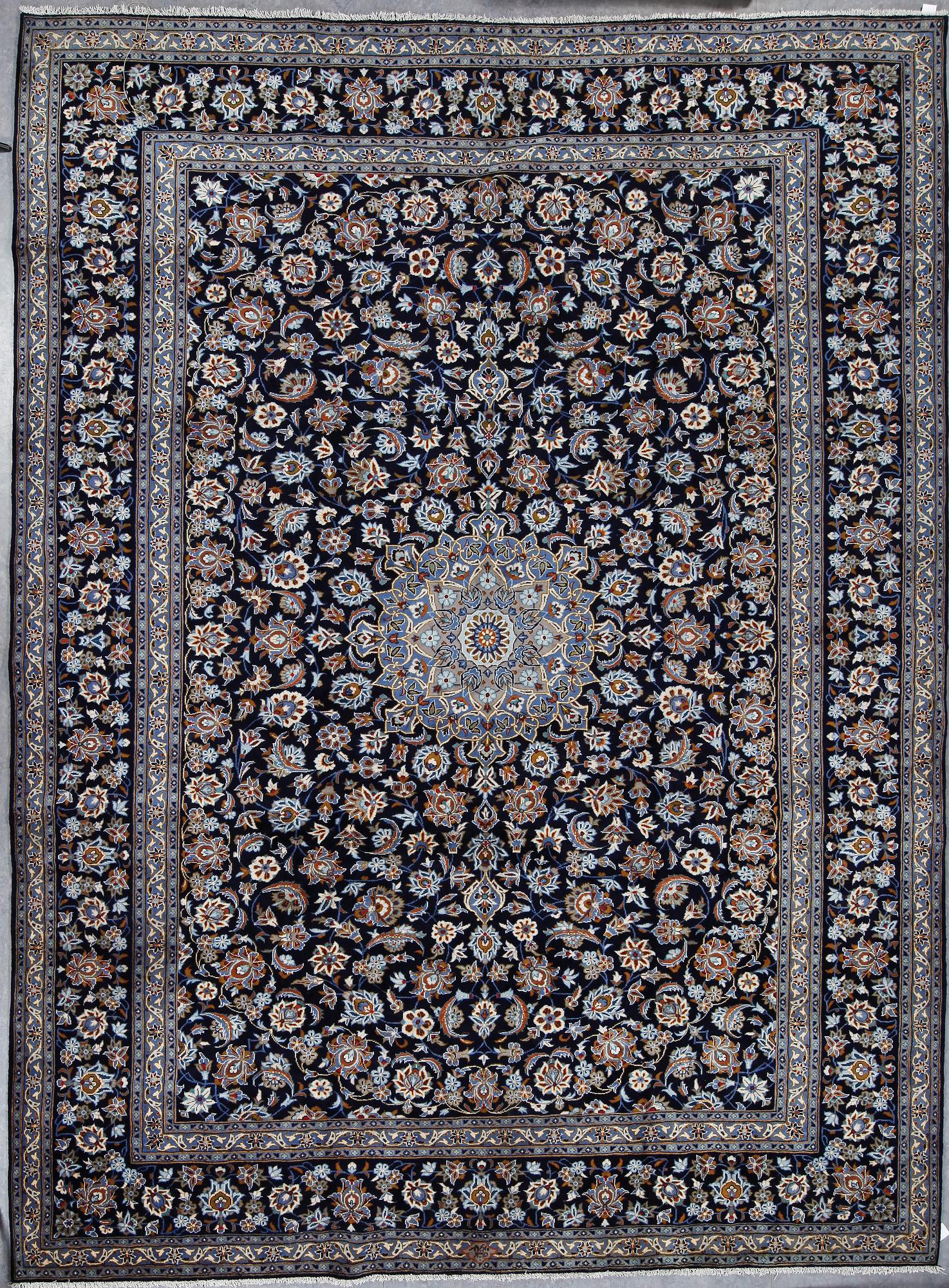 MATTA, keshan, ca 470x310 cm.