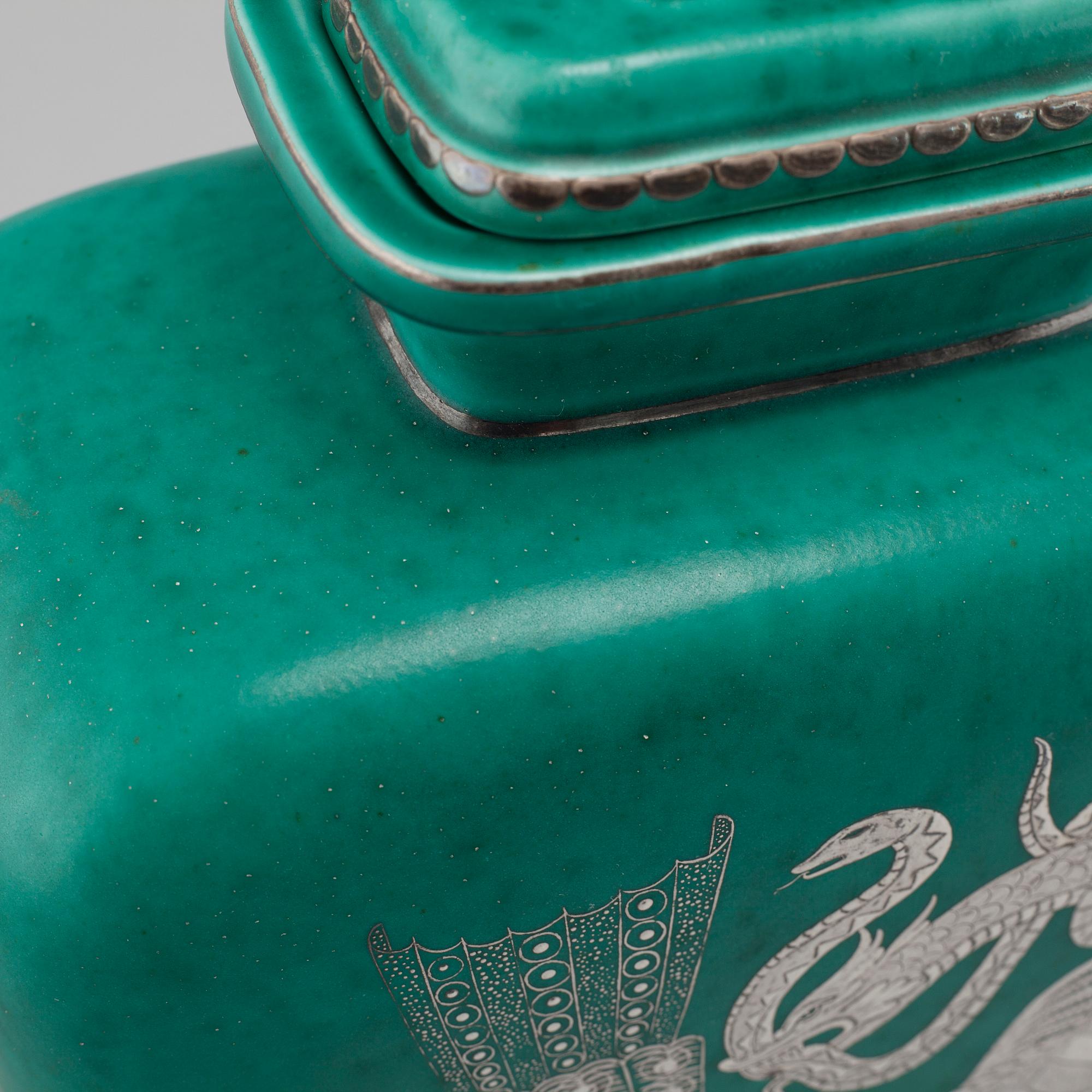 An "Argenta" urn by Wilhelm Kåge for Gustavsberg from the second quarter of the 20th century.