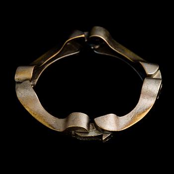 BJÖRN WECKSTRÖM, A BRACELET Mauser, fire bronze, Lapponia.