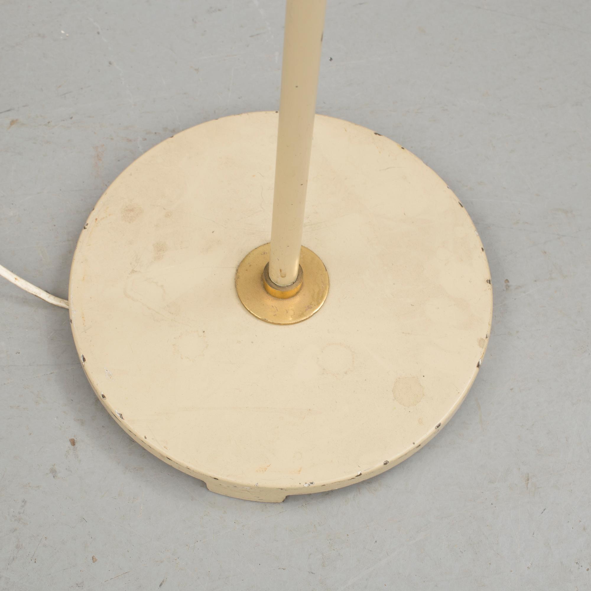 GOLVLAMPA, Asea, 1900-talets andra hälft.