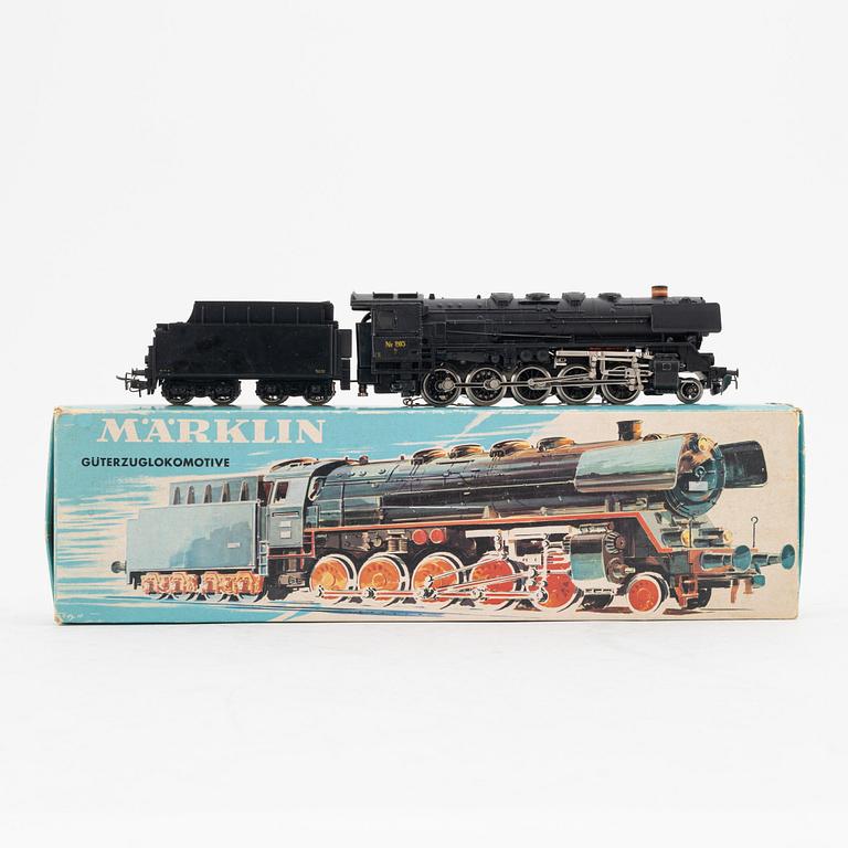 Märklin, ånglok med tender, spår H0, i låda.