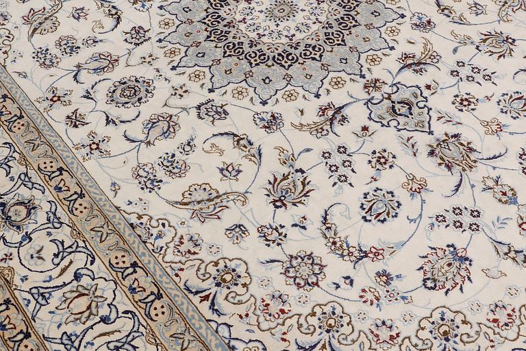 Matto, Nain part silk sk 9LAA,   342 x 255 cm.