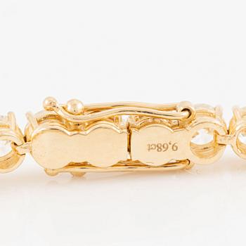 Tennis bracelet, 18K gold with brilliant-cut diamonds.