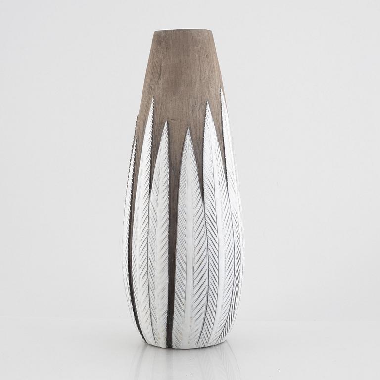 Anna-Lisa Thomson, a large 'Paprika' vase, Upsala-Ekeby.