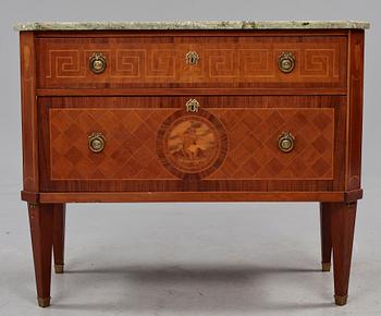 BYRÅ, gustaviansk stil, 1900-tal.