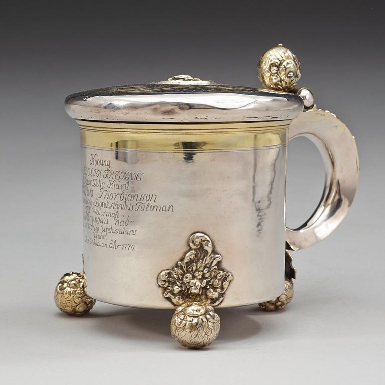 A Swedish late 17th century parcel-gilt tankard, marks of Didrik Hansson Hysing, Stockholm 1699.