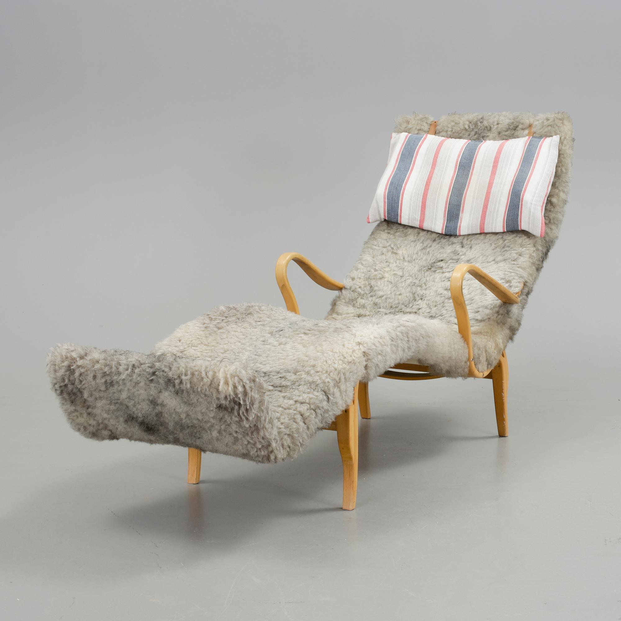 VILSTOL. Liggstol "Pernilla 3" design Bruno Mathsson. Firma Karl Mathsson, 1969.