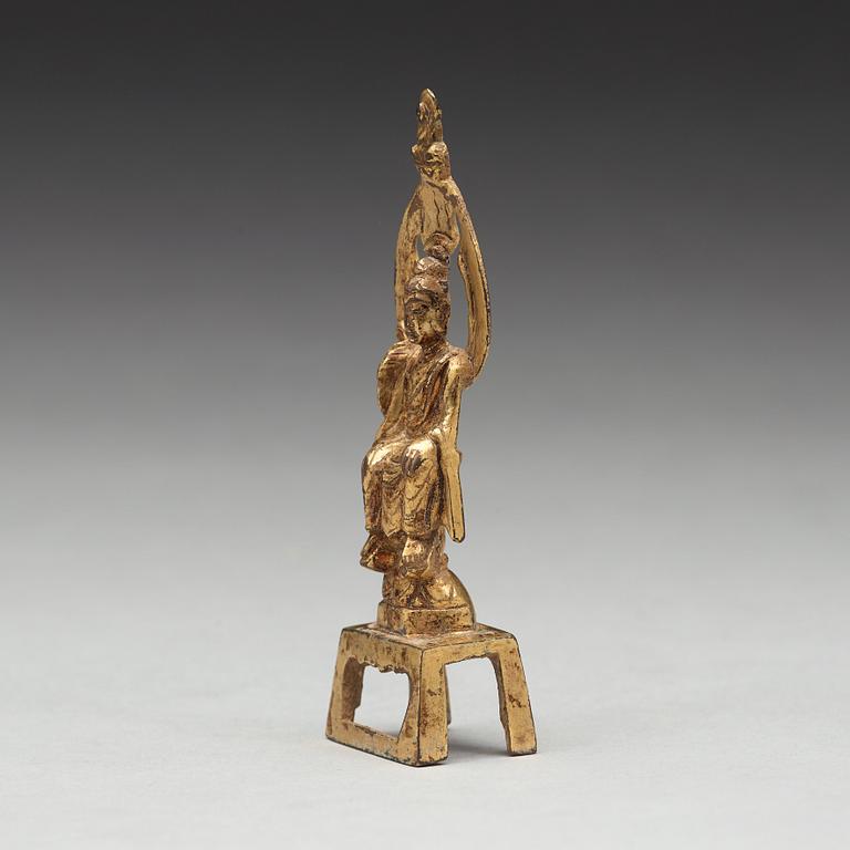Buddha, förgylld brons. Troligen Tang dynastin (618-907).