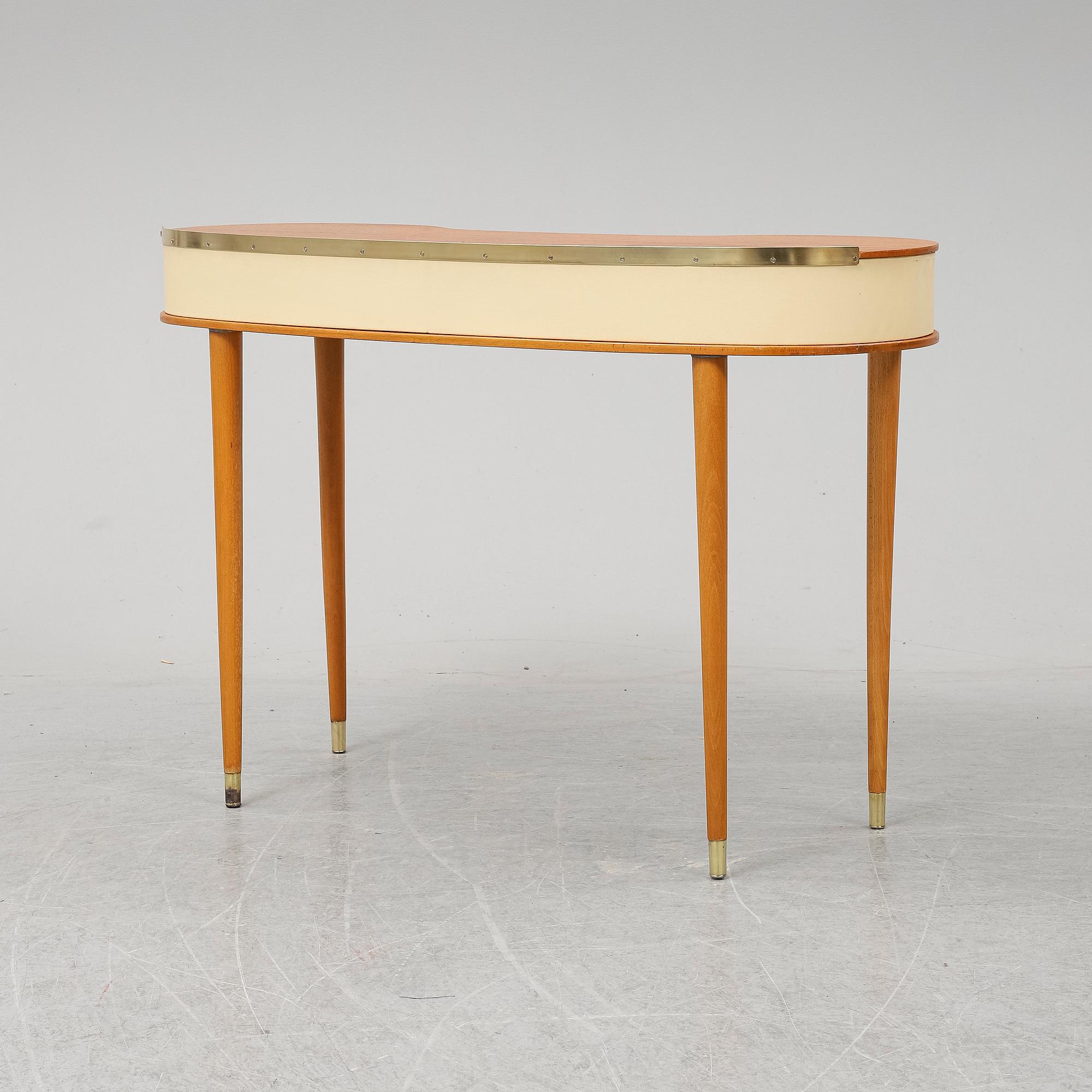 A teak veneered dressing table Halvdan Pettersson möbelfabrik, Tibro, 1950's.