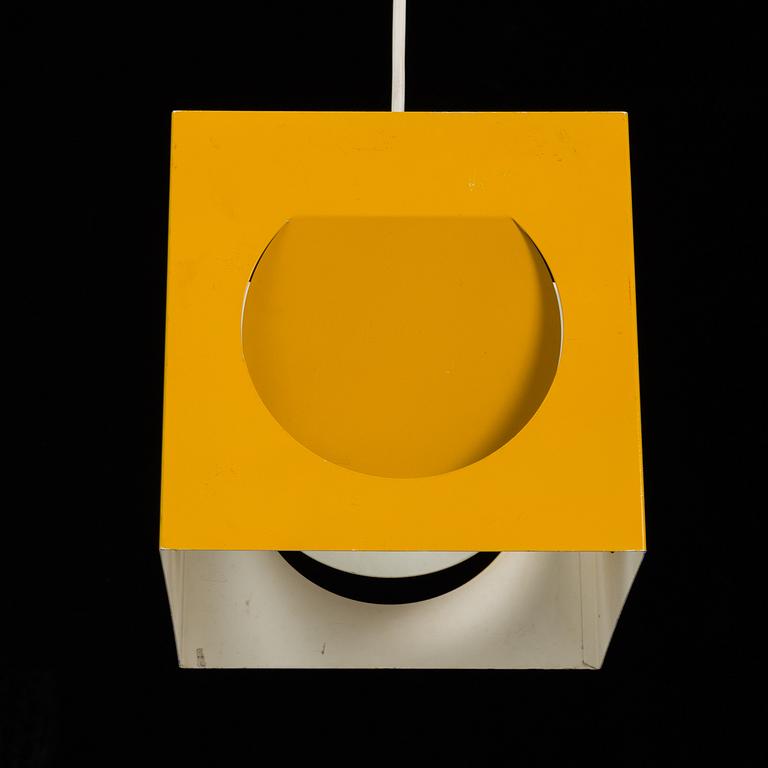 Three 1960s '61-193' pendant light by Shogo Suzuki for Stockmann Orno.