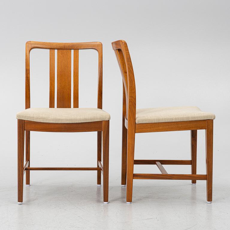 Linde Nilsson, dining table with four chairs.
Lammhult, second half of the 20th century.