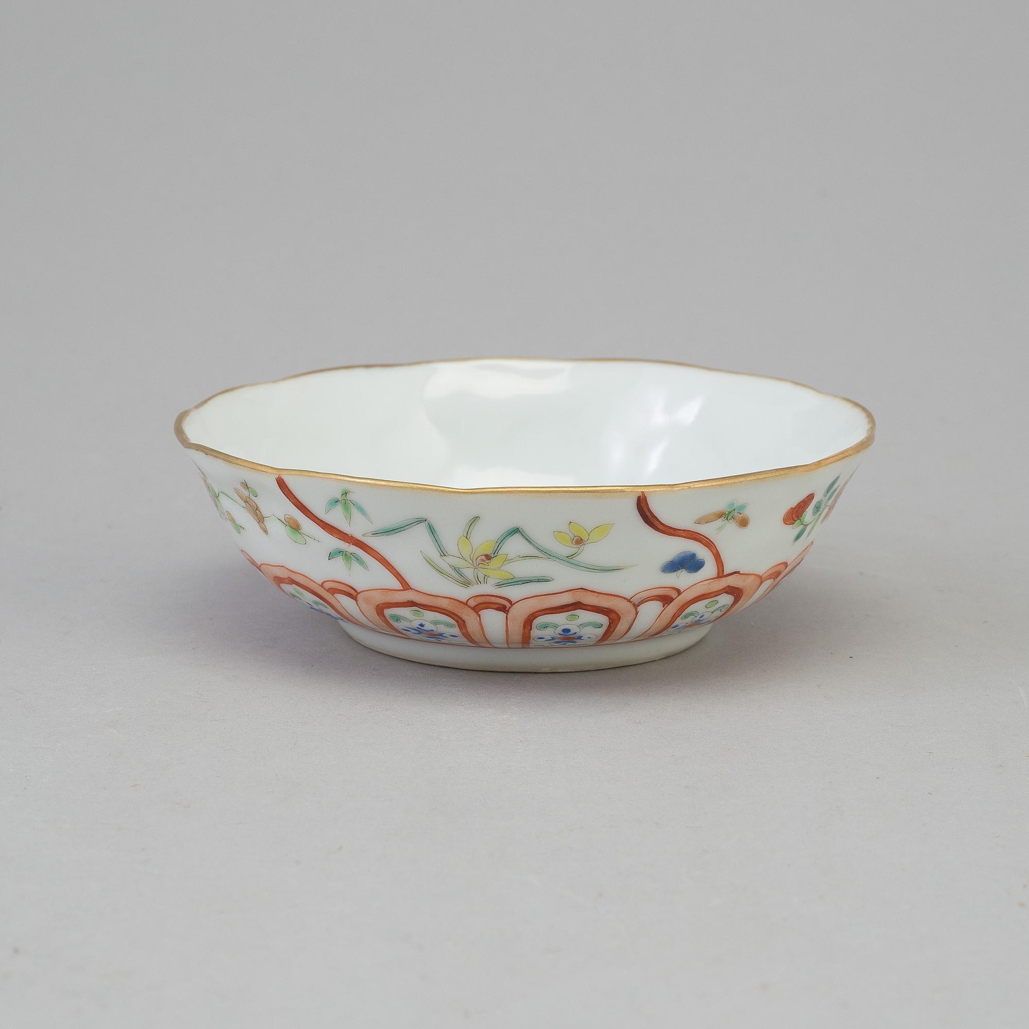 A Chinese 20th century famille rose porcelain dish, with Daoguangs seal to the base.