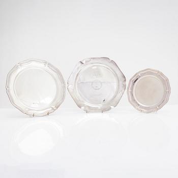 Three silver plates and a tray, Turku and Hämeenlinna, Finland 1956-95.